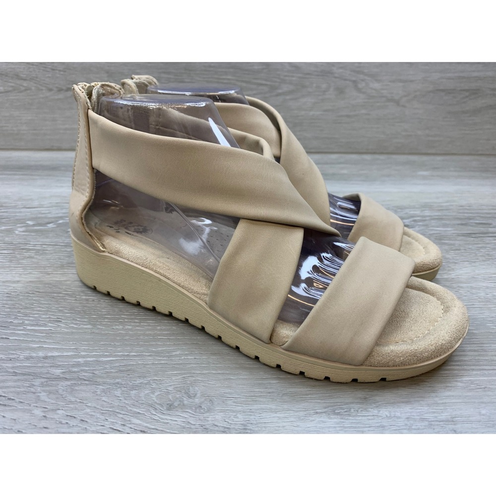 Earth Spirit Women's Beige Crisscross Strap Back Zip Wedge Sandals 8 Shoes